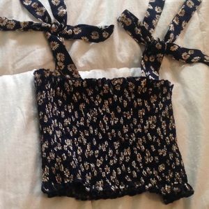 Cute kids cropped tube top with bows!